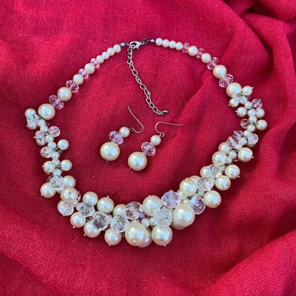 Pearl & Glass Bead Necklace & Matching Earrings - Picture 6 of 6